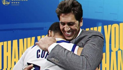 体育资讯-迈尔斯正式卸任挥手告别 这是勇士解体的开始？