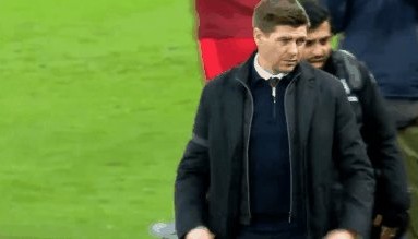 【英超】萨拉赫命中点球 利物浦1比0阿斯顿维拉