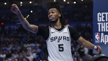 体育直播-今日马刺对阵热火 瓦塞尔出战成疑 卡斯尔&amp;鲍威尔&amp;维金斯可出战