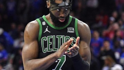 开云体育官网-凯尔特人绝处逢生 主场作战布朗期待改写历史