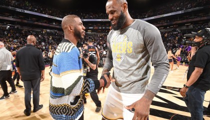 开云官网-詹姆斯与NBA史上35.6%的球员同场竞技过 名列历史第一 保罗第二